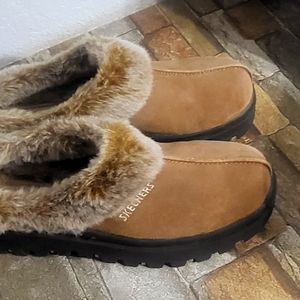 Sketchers Brand New Sz 10